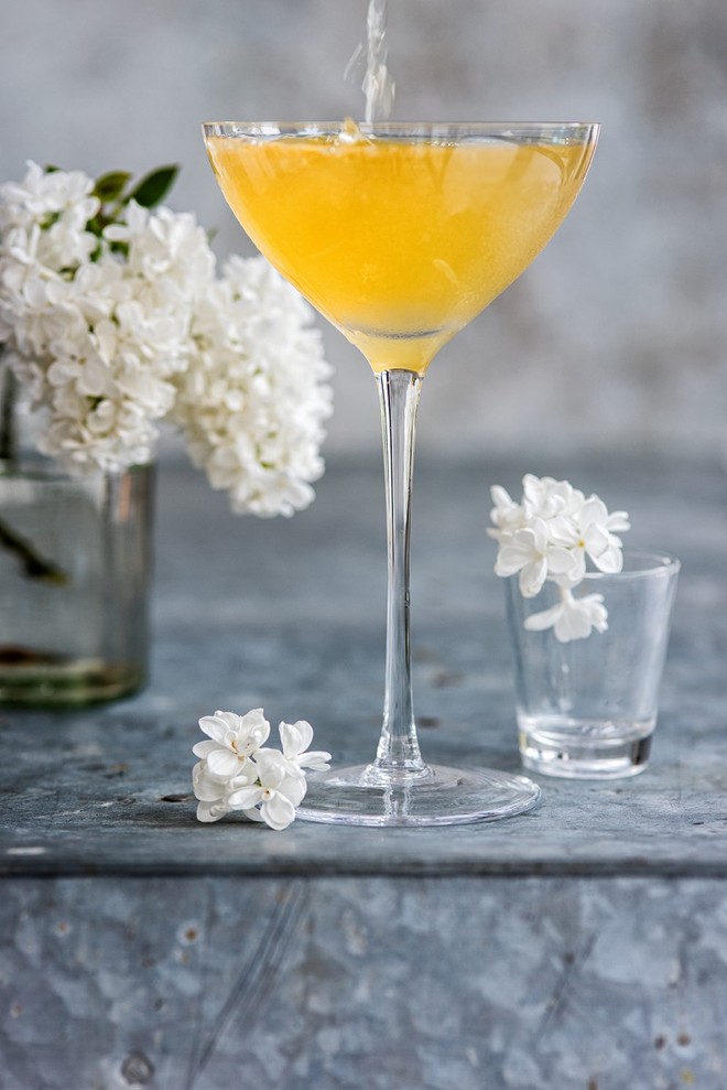 Cocktail cam chanh với 2 cách làm thật dễ, cực “đã” cho ngày nắng nóng - Ảnh 2.