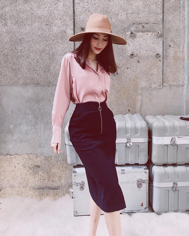 Street style sao Việt tuần này: Ấn tượng nhất là màn đọ chân thon dài siêu nuột của Ngọc Trinh và Kỳ Duyên - Ảnh 18.