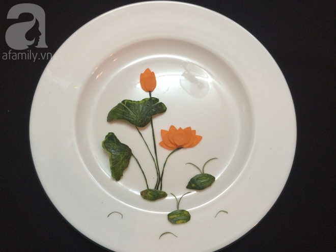 5 cách trang trí đĩa ăn siêu đẹp theo chủ đề hoa lá - Ảnh 3.