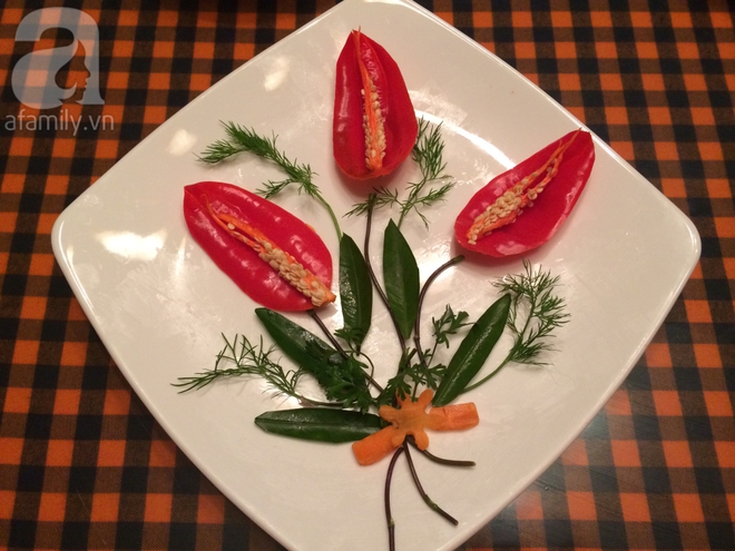 5 cách trang trí đĩa ăn siêu đẹp theo chủ đề hoa lá - Ảnh 4.