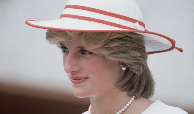 Hơn cả tước vị hoàng gia, Công nương Diana khiến cả thế giới ngưỡng mộ bởi những lý do đặc biệt này - Ảnh 1.