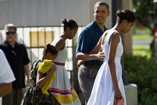 Phong cách thời trang của con gái lớn cựu Tổng thống Obama đúng là bản sao hoàn hảo của mẹ - Ảnh 7.