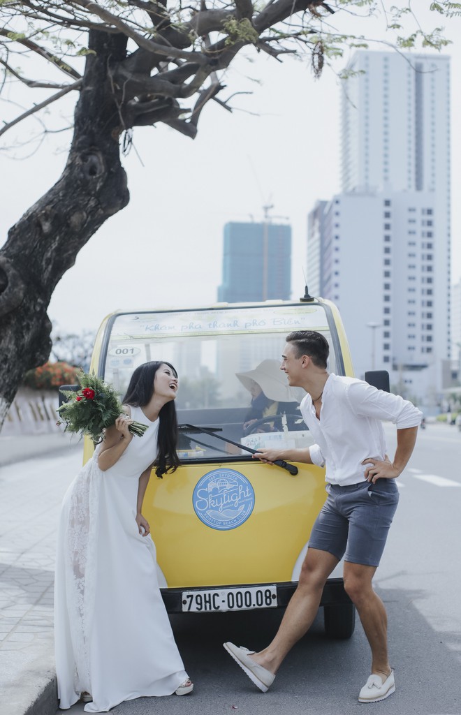 Khiến MXH “sục sôi” vì chụp ảnh cưới với chú rể đẹp như tài tử, cô dâu tiết lộ chuyện tình 1 năm ngọt ngào - Ảnh 12. Khiến MXH “sục sôi” vì chụp ảnh cưới với chú rể đẹp như tài tử, cô dâu tiết lộ chuyện tình 1 năm ngọt ngào - Ảnh 12.