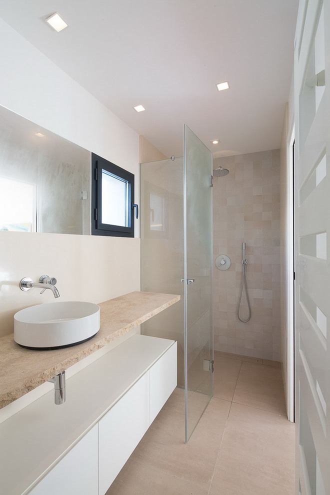 Thiết kế kệ mở giúp phòng tắm gia đình trở nên hoàn hảo đến khó tin - Ảnh 15.
