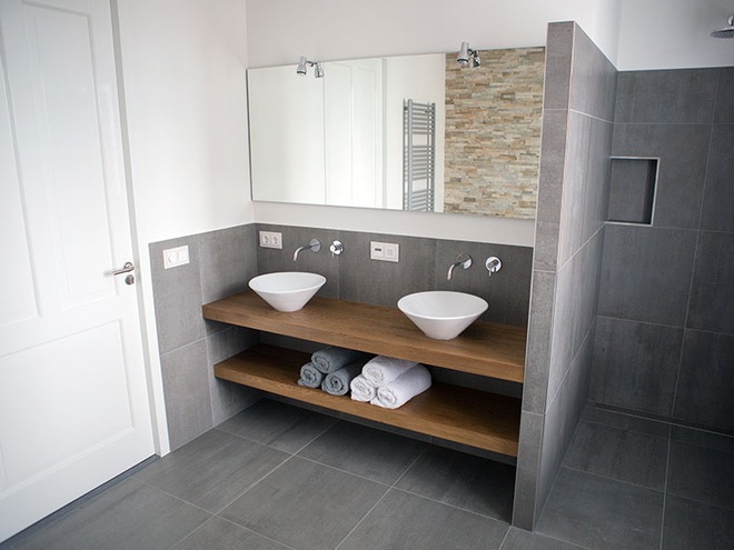 Thiết kế kệ mở giúp phòng tắm gia đình trở nên hoàn hảo đến khó tin - Ảnh 16.