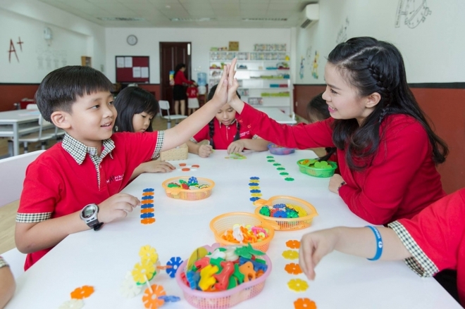 Chuyên gia giáo dục: Bé sẽ không còn sợ học toán nếu mẹ áp dụng những mẹo này - Ảnh 2.