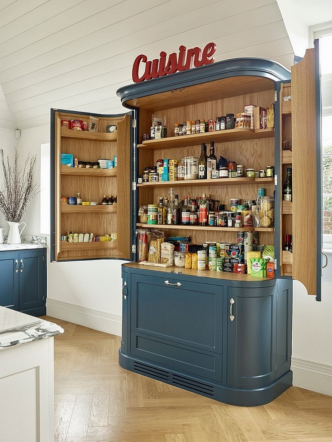 10 thiết kế tủ lưu trữ giúp bạn chứa cả thế giới chai lọ lỉnh kỉnh trong phòng bếp - Ảnh 8.