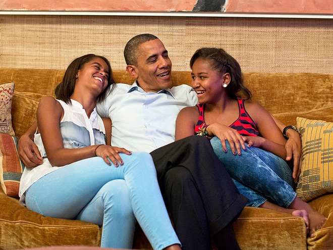 Nói không với tivi và đi ngủ lúc 8h tối - Hai nguyên tắc dạy con của vợ chồng Obama - Ảnh 4.