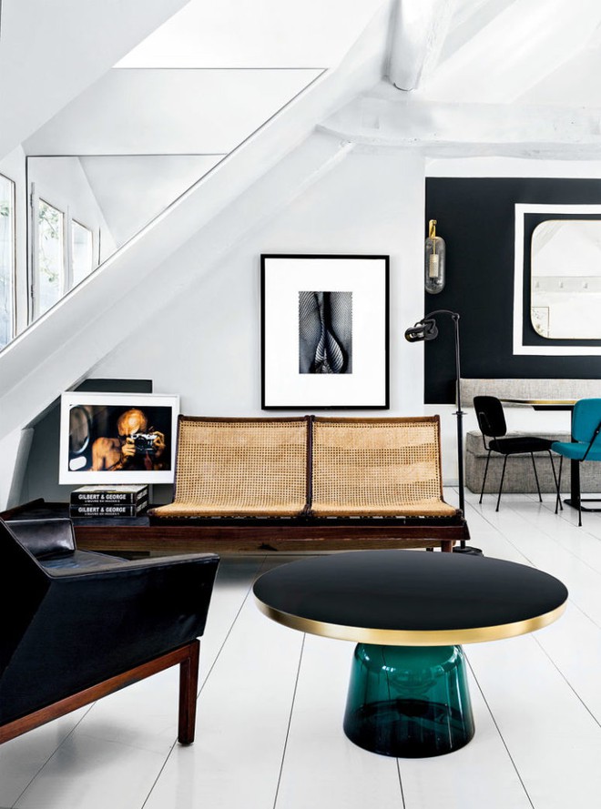 Chiêm ngưỡng căn hộ màu ngọc lam cực quyến rũ của nhà thiết kế nội thất nổi tiếng trên thế giới - Ảnh 1.
