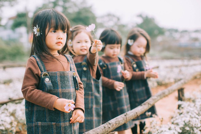 Mẹ chơi với nhau thời ĐH, lên 3 tuổi các con đã có bộ ảnh cùng hội bạn thân siêu đáng yêu - Ảnh 12.