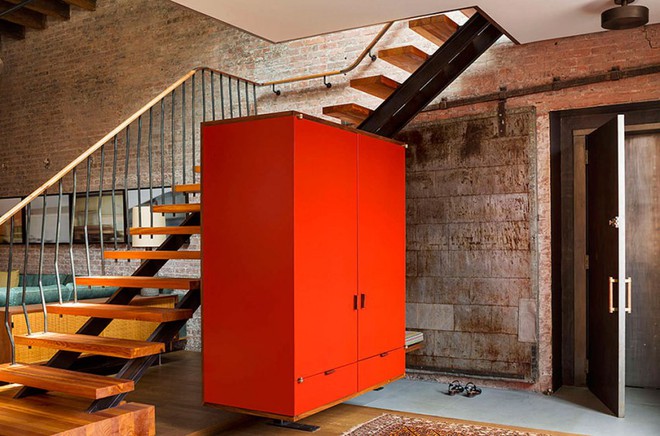 Nhà máy xà phòng cũ được cải tạo thành không gian sống đẹp đến khó tin - Ảnh 5.