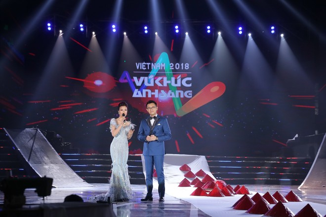 MC Đức Bảo sẽ dẫn dắt chương trình Việt Nam 2017 - Vũ khúc ánh sáng - Ảnh 3.