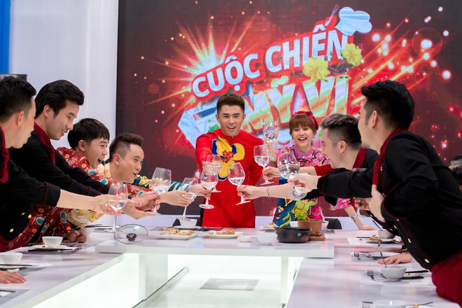Cuộc chiến mỹ vị: Nhận là họ hàng nhưng đầu bếp Vũ Dino không nhớ nổi tên hit của JustaTee - Ảnh 14.