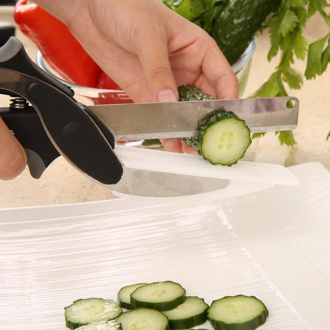 Chiếc kéo cắt cả thế giới giúp các bà nội trợ thái mọi thứ trong vòng 1 nốt nhạc - Ảnh 2.