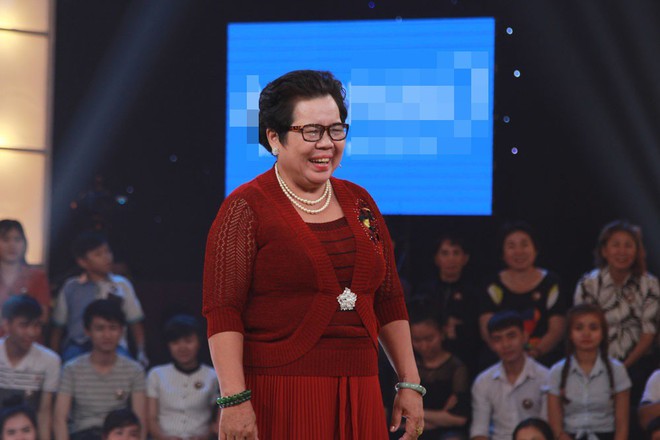 Cô bán chè Kim Dung trở lại, Trấn Thành - Trường Giang lại cười  không thể kìm nén - Ảnh 3.