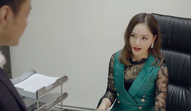 Mẹ chồng sang chảnh Mỹ Uyên bị tố là người đàn bà ghê gớm nhất hội nhà giàu - Ảnh 4.
