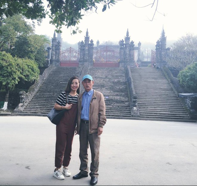 Trần Nhung, nữ MC xinh đẹp của VTV: Cuồng chân đi du lịch cả năm, nhưng cứ Tết là phải về nhà - Ảnh 13.