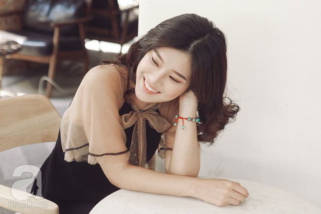 Hoàng Yến Chibi - 22 tuổi: Không xài đồ hiệu, mua 2 căn nhà và thấy bản thân xinh như búp bê - Ảnh 10.