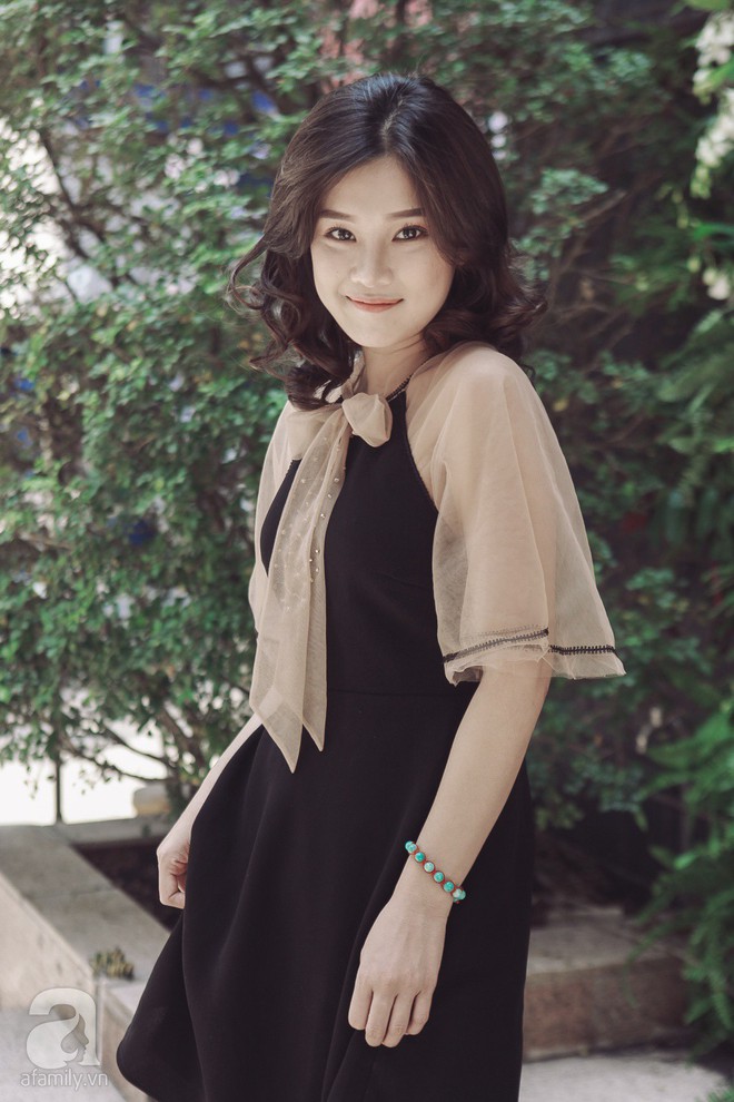 Hoàng Yến Chibi - 22 tuổi: Không xài đồ hiệu, mua 2 căn nhà và thấy bản thân xinh như búp bê - Ảnh 5.