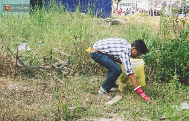 Quá yêu Đà Nẵng, chàng trai Tây lặng lẽ nhặt rác mỗi ngày: “Tôi không muốn thành phố này mất đẹp trong lòng du khách - Ảnh 5.