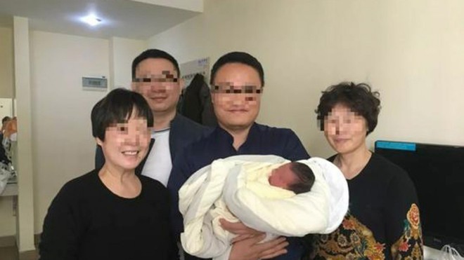 Cặp vợ chồng trẻ qua đời vì tai nạn, 4 năm sau con trai họ vẫn chào đời khỏe mạnh, đây chính là sự kỳ diệu của y học - Ảnh 2. Cặp vợ chồng trẻ qua đời vì tai nạn, 4 năm sau con trai họ vẫn chào đời khỏe mạnh, đây chính là sự kỳ diệu của y học - Ảnh 2.