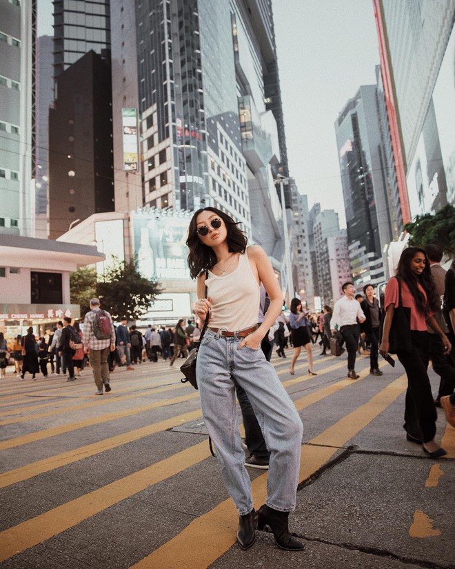 Khởi động mùa du lịch qua loạt street style siêu thú vị của các quý cô châu Á - Ảnh 16.