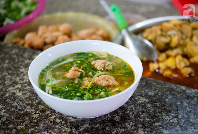 Đi một vòng Sài Gòn ghé 6 quán bánh canh siêu ngon mà giá bình dân, ăn một lần là thương nhớ - Ảnh 28.