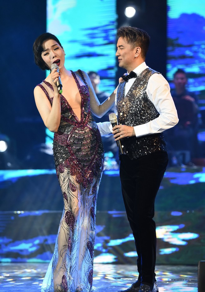 Hương Giang xuất hiện trong liveshow sang trọng của Đàm Vĩnh Hưng và Lệ Quyên - Ảnh 4.