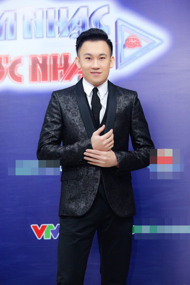 Dương Triệu Vũ nói về Đàm Vĩnh Hưng: Quen nhau lâu thế, thấy yêu và thấy cả ghét - Ảnh 2.