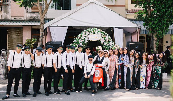 Muốn cưới vui, ảnh đẹp cứ cắp theo đạo cụ là hội bạn thân thì cứ gọi là ngả nghiêng vì hạnh phúc - Ảnh 11.