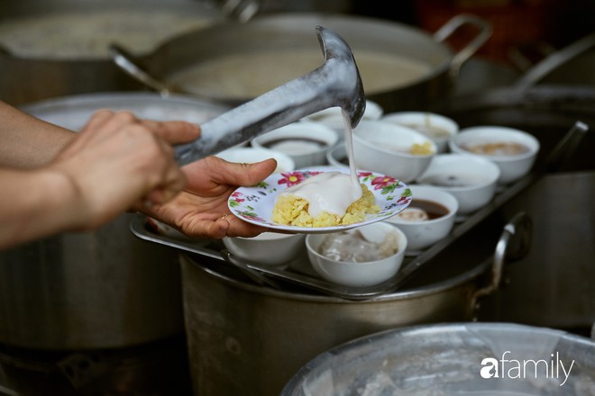 3 món đã ăn là bát đĩa phải chất thành chồng cao ở Sài Gòn - Ảnh 9.