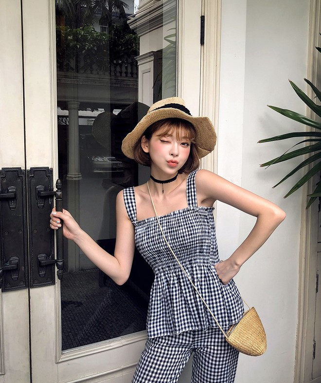 Trông thì đơn giản nhưng chi tiết nhỏ này lại có khả năng “hack” dáng, khiến nàng nào mặc lên cũng đẹp hơn hẳn - Ảnh 9. Trông thì đơn giản nhưng chi tiết nhỏ này lại có khả năng “hack” dáng, khiến nàng nào mặc lên cũng đẹp hơn hẳn - Ảnh 9.