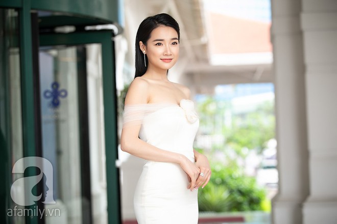 Nhã Phương khoe vóc dáng siêu mỏng vì giảm 4kg, khóc rất nhiều khi bị ép cắt tóc ngắn - Ảnh 5.