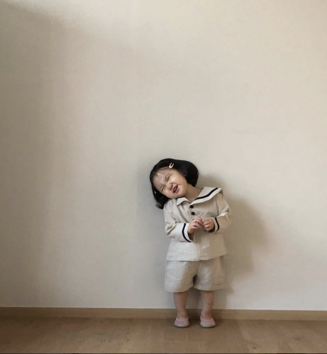 Loạt ảnh điệu đà của bé gái có hơn 80k followers trên Instagram này sẽ khiến bạn muốn có con gái ngay lập tức! - Ảnh 10.