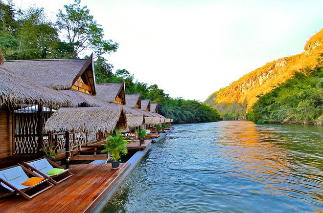 Khách sạn nổi trên sông nước, trải nghiệm du lịch mới mẻ ở Đông Nam Á, Việt Nam cũng có một  - Ảnh 1.