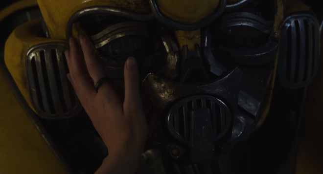 Bumblebee tung trailer đầu tiên khiến những khán giả yêu mến chàng robot ong nghệ phát cuồng - Ảnh 10.