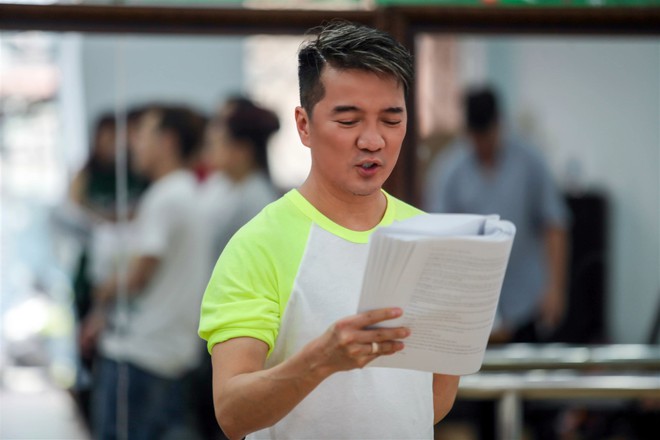 Đàm Vĩnh Hưng tung ảnh làm Ngọc Hoàng trong Táo Quân phiên bản miền Nam - Ảnh 3. Đàm Vĩnh Hưng tung ảnh làm Ngọc Hoàng trong Táo Quân phiên bản miền Nam - Ảnh 3.