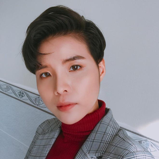 Diện đồ menswear nhưng lại thích tô son đỏ hồng, gu của Vũ Cát Tường kể cũng lạ - Ảnh 4. Diện đồ menswear nhưng lại thích tô son đỏ hồng, gu của Vũ Cát Tường kể cũng lạ - Ảnh 4.