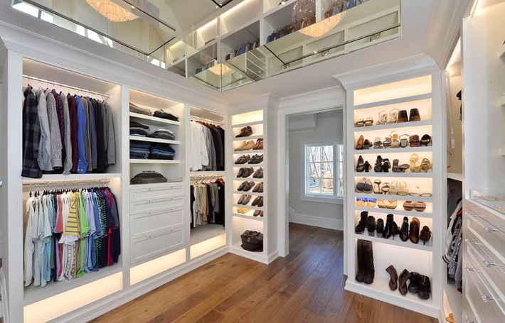 Ý tưởng tổ chức nơi lưu trữ quần áo tùy chỉnh cho không gian nhà rộng và hẹp - Ảnh 8.
