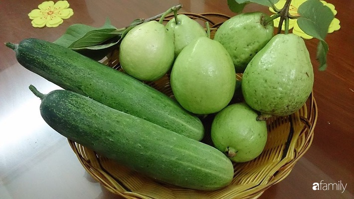 Sân thượng trồng đủ loại rau quả sạch như vườn dưới đất ở Vũng Tàu - Ảnh 8.