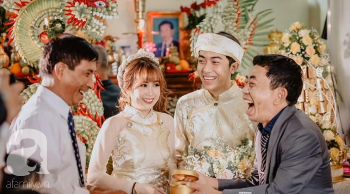 Hot youtuber Cris Phan chính thức lên xe hoa, đám cưới đã 