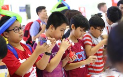 Trẻ em Việt tham dự chế tạo xe theo thí nghiệm khoa học của NASA Trẻ em Việt tham dự chế tạo xe theo thí nghiệm khoa học của NASA