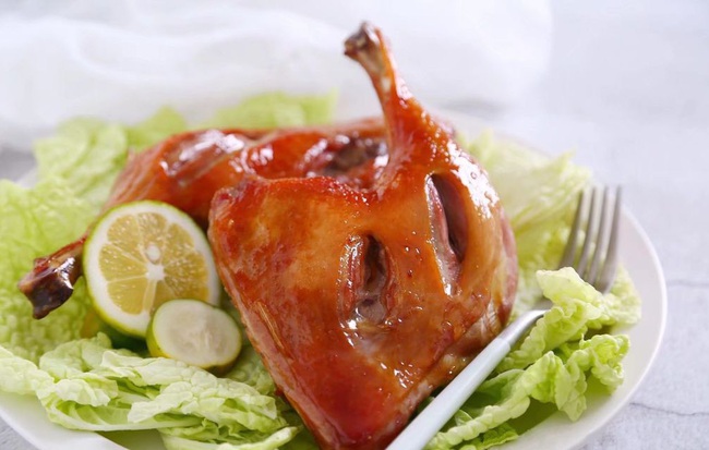 Cũng là vịt nướng thôi nhưng làm theo cách này vừa nhanh lại vừa ngon