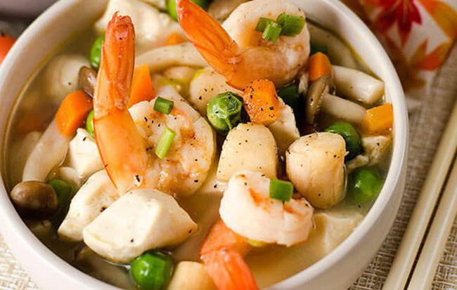 Bí quyết để nấu canh nấm hải sản tuyệt ngon chính là đây!