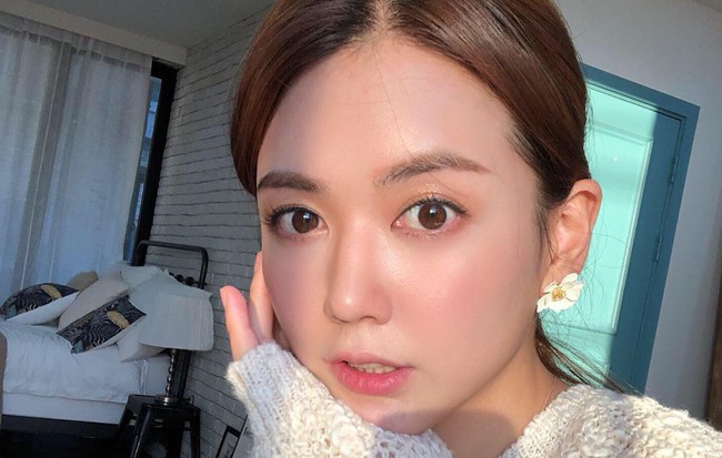 Da căng bóng, mướt mát như phủ sương suốt cả ngày hanh hao nhờ 4 bí kíp skincare đơn giản