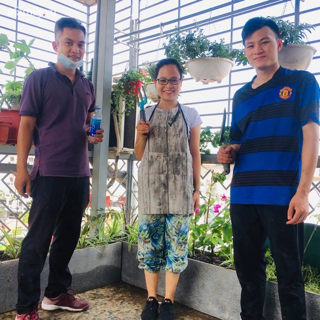 Cặp vợ chồng phiên dịch - kĩ sư Hà Nội bỏ việc để bốc đất, làm mộc, đối diện không ít áp lực và có bài học startup xương máu - Ảnh 18.