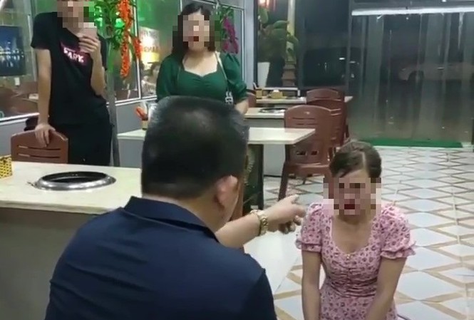 Nạn nhân nói gì trước phiên tòa xét xử vụ chủ quán nướng làm nhục nữ khách hàng? - Ảnh 1. Nạn nhân nói gì trước phiên tòa xét xử vụ chủ quán nướng làm nhục nữ khách hàng? - Ảnh 1.