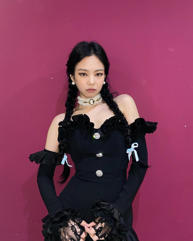 Đối đầu Jennie, Nayeon nhạt nhòa cả về thần thái lẫn tạo hình, may mà có nhan sắc vớt điểm - Ảnh 5.