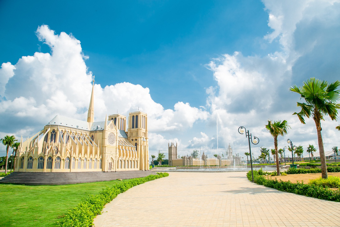 Check-in “5 nước” chỉ trong 1 ngày - Ảnh 3. Check-in “5 nước” chỉ trong 1 ngày - Ảnh 3.