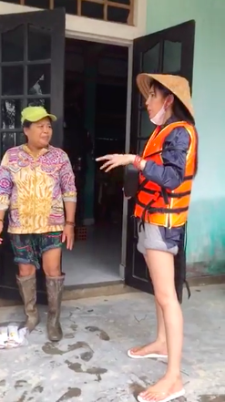 Thủy Tiên phản ứng gay gắt khi cư dân mạng nhắc tới Trấn Thành, Ngọc Trinh Thủy Tiên phản ứng gay gắt khi cư dân mạng nhắc tới Trấn Thành, Ngọc Trinh